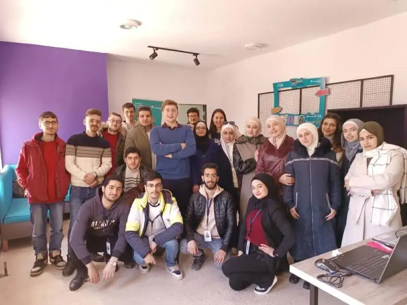 Teaching advanced programming with a focus on AI, Flutter, and other key technologies, enhancing coding skills and understanding of modern development practices.